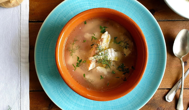 Recept za riblju juhu - bistra dalmatinska riblja juha sa svježim fileom orade